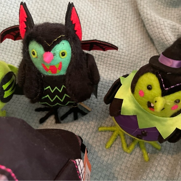 NWT  Set of 6 Target 2024 Hyde & EEK Boutique Featherly Friends Halloween Birds - Picture 3 of 6